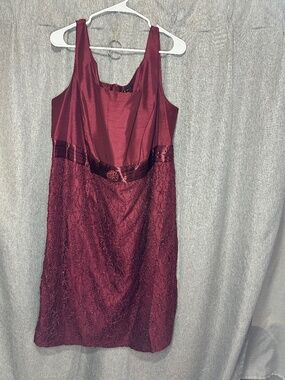 Le Bos Burgundy Lace & Satin Accent Formal Cockail Dress Plus Size 18W